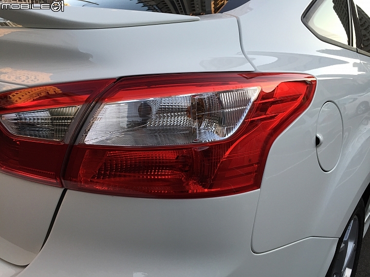 簡單開箱 2014 FOCUS MK3 CW