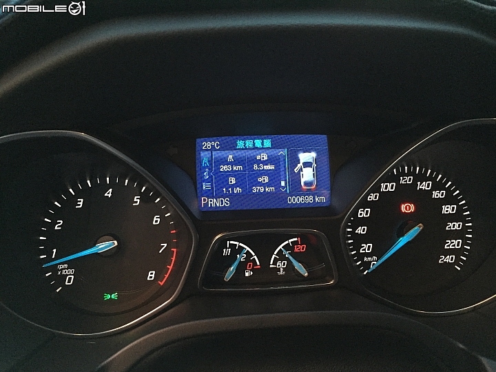 簡單開箱 2014 FOCUS MK3 CW