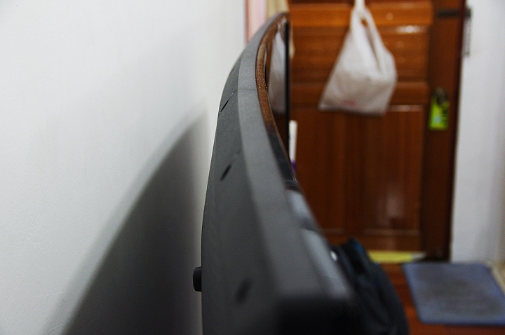 BenQ 55RU6600 黑湛屏曲面電視開箱和不專業評測