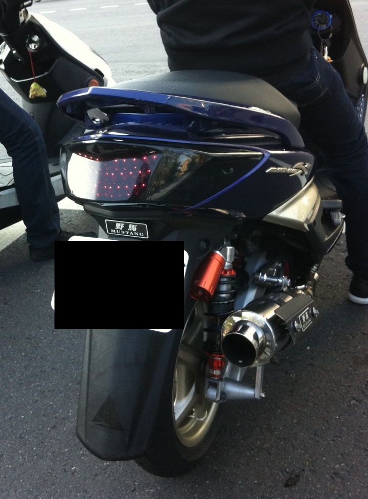 [已結案]檢舉機車噪音排氣管之第一次有人被開罰