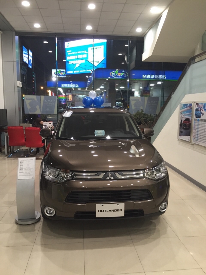 展場OUTLANDER