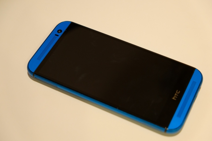 [開箱] 藍 M8 終於 入手