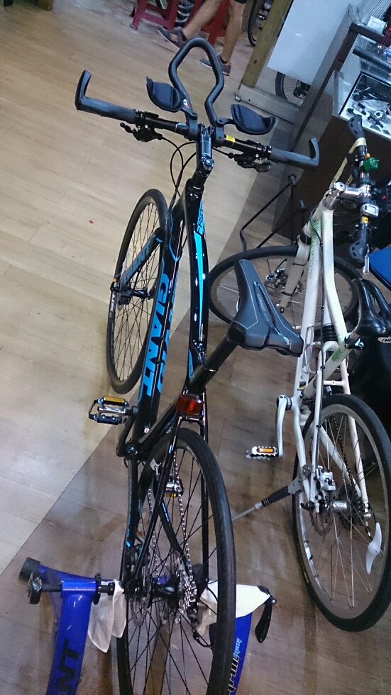 [開箱]2015_GIANT Fastroad_SLR 1及同場加映PZ tt 3.3(31.8mm專用）休息把
