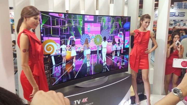 資訊展LG攤位～～