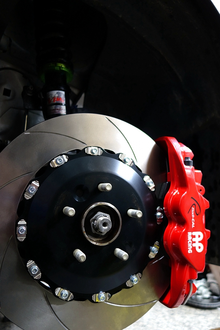 KUGA 6G  剎車系統小升級 _ AP Racing CP 8530_熱騰騰的發燒貨