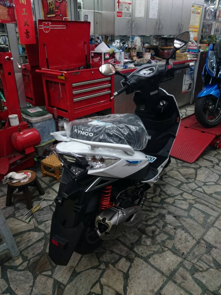 [11/9 更新] Kymco Racing King ABS 小開箱
