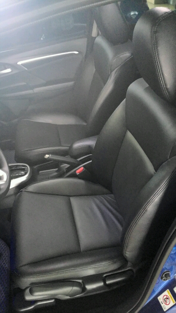 簡單開箱，一次2部 Honda Fit 3