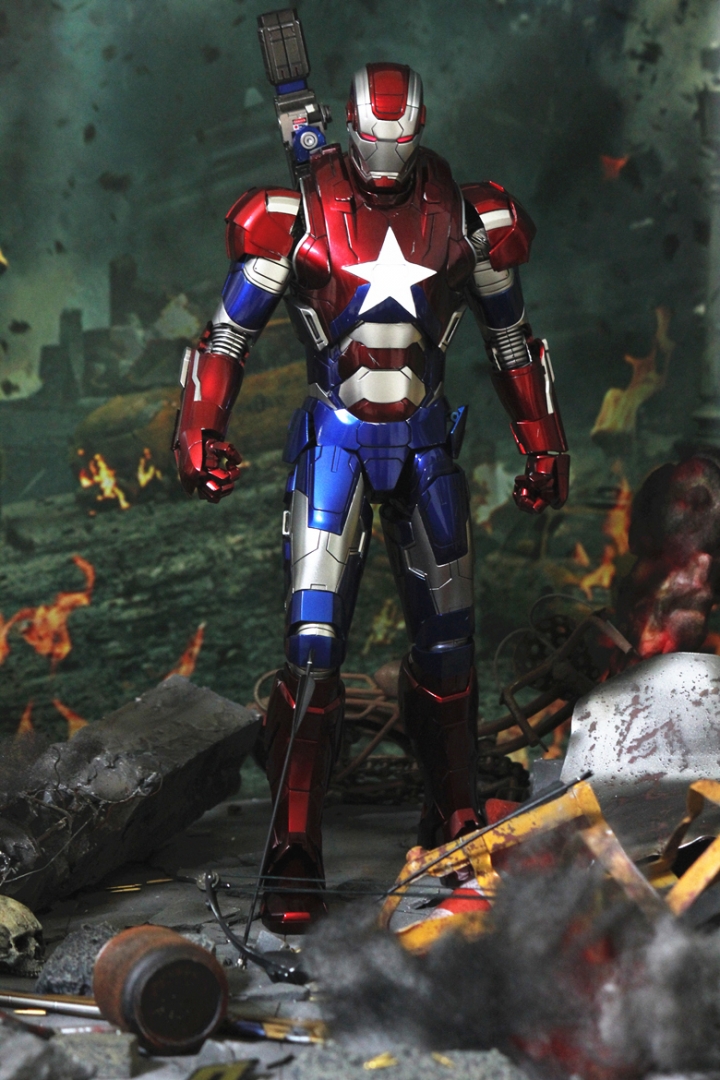 HOT TOYS 鋼鐵愛國者 (漫畫限定版)