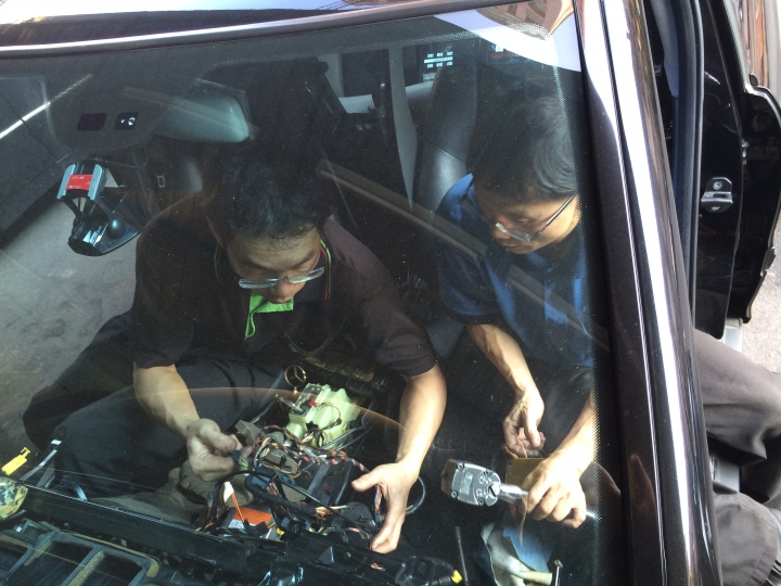 中永和_專修BENZ/ BMW 的好車廠-以C CAR 換冷氣機為例
