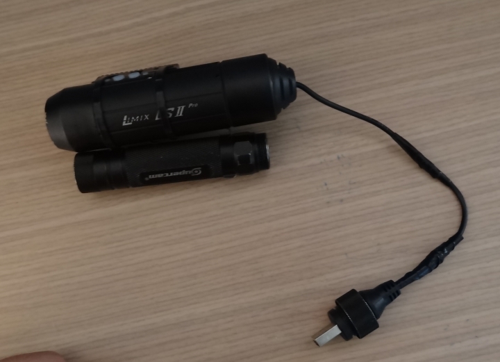 電力棒改成LS2 pro的電源供應，掛在安全帽旁的可參考看看