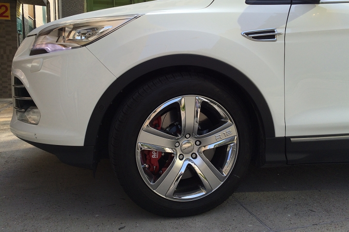 KUGA 6G  剎車系統小升級 _ AP Racing CP 8530_熱騰騰的發燒貨