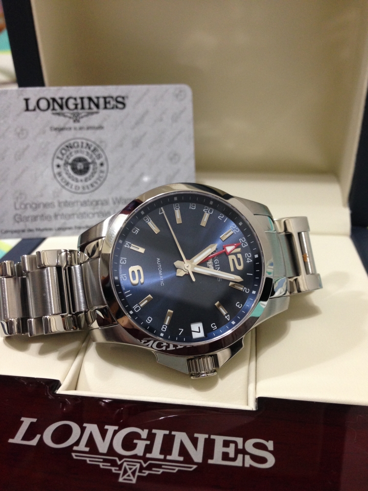[開箱]人生第一支機械錶---longines conquest GMT