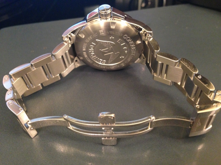 [開箱]人生第一支機械錶---longines conquest GMT