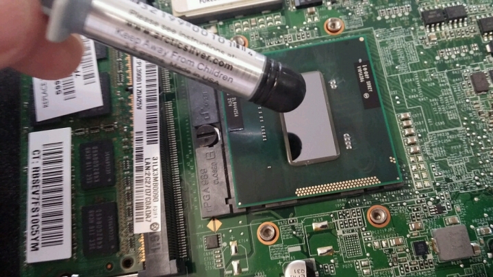 拆開用了三年的 HP DV6 i7 4 Core