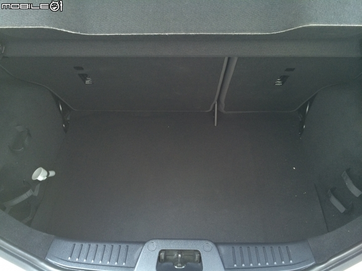 「Ford 好友默契出遊去」Ford Fiesta 1.5L  試駕心得