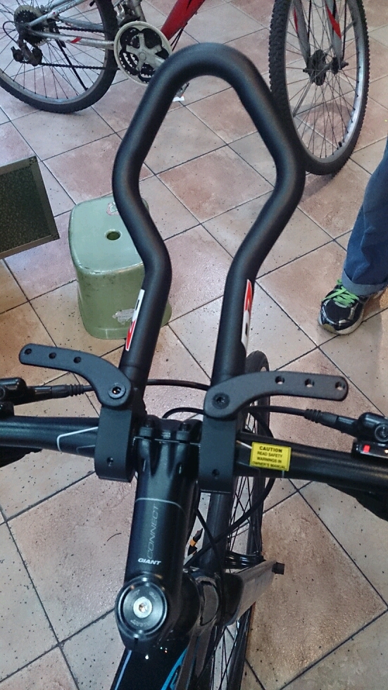 [開箱]2015_GIANT Fastroad_SLR 1及同場加映PZ tt 3.3(31.8mm專用）休息把