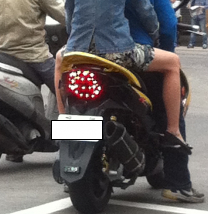 [已結案]檢舉機車噪音排氣管之第一次有人被開罰