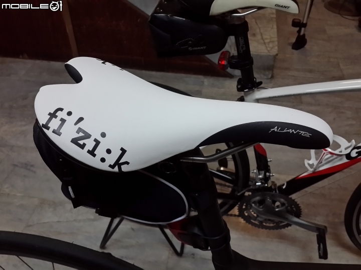 DEFY ADVANCED PRO 1 M號開箱