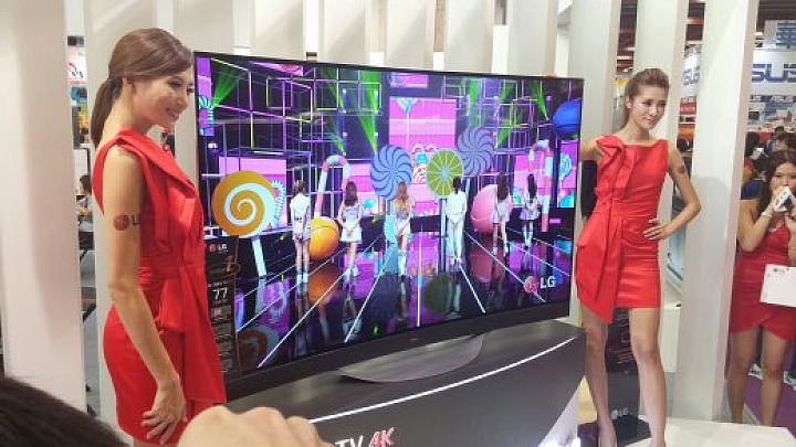資訊展LG攤位～～