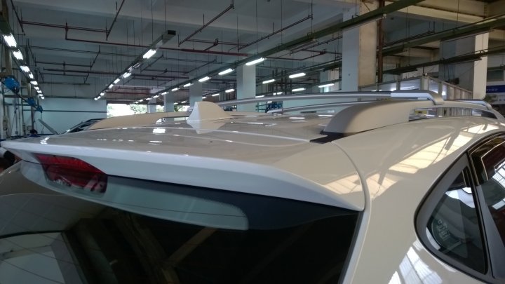 2014/12/11 小改款白柴ix35交車了~