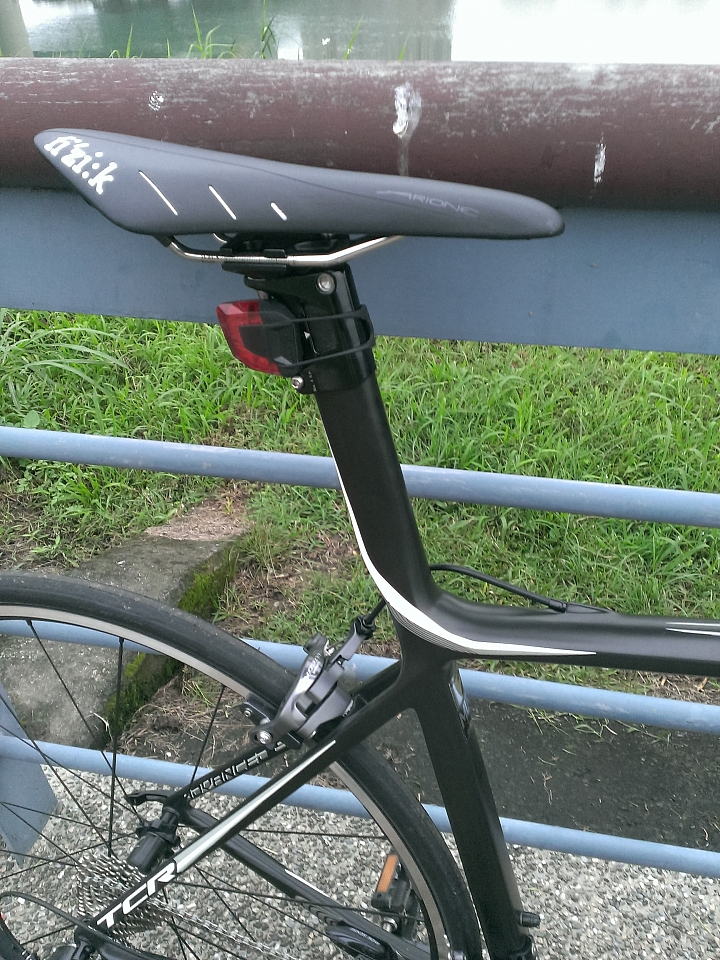 [開箱] 2015 TCR advanced SL2 意外的升級