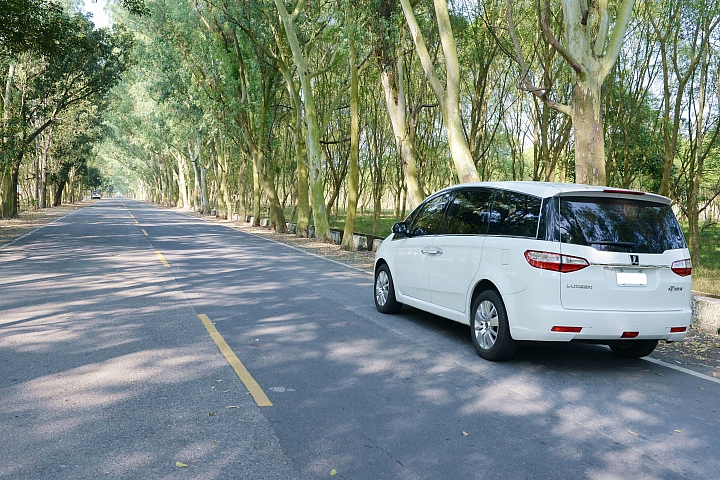 原始第一代SUV展示車，記得它引起熱門討論的阿公級鋁圈嗎？