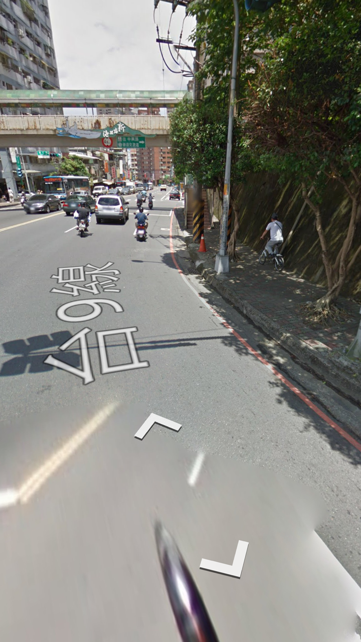 快慢車道分隔線 /路面邊線 or 車輛停放線?