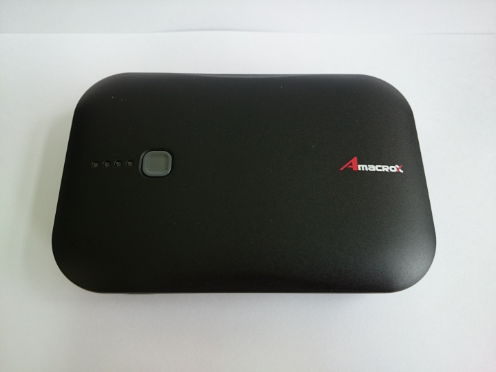【開箱】Amacrox PB10400 行動電源