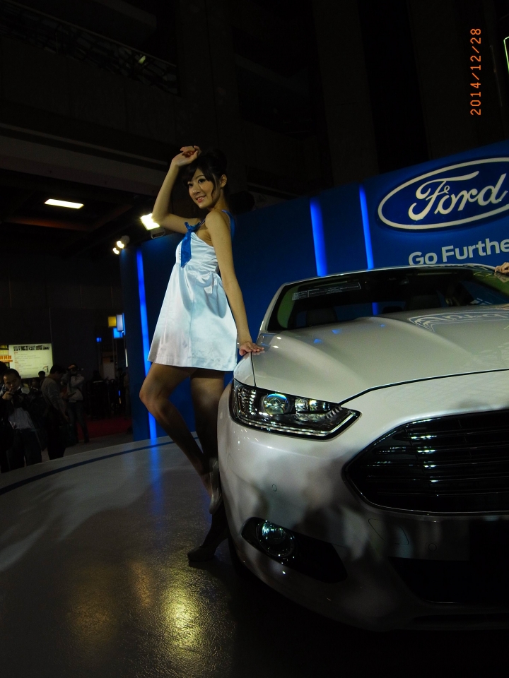 莖濤HIGH浪~2015台北車展最佳展場女郎MVP是她