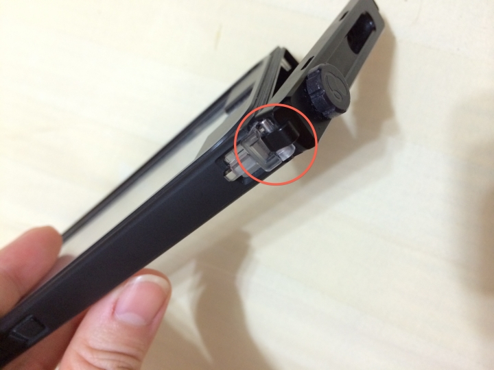 Uncommon iPhone5s SAFETY CASE 保固問題