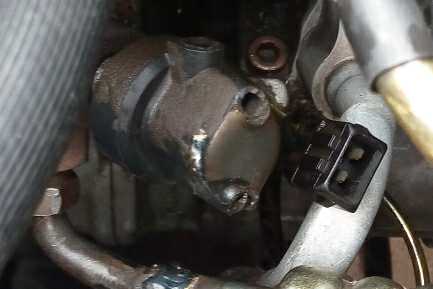 JEEP Cherokee2500 配件請教各位網友