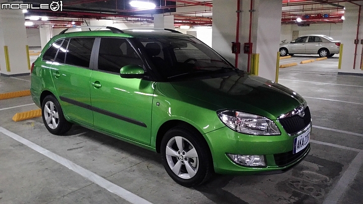 [心得] Skoda Fabia Combi MKII 1300KM 駕駛心得