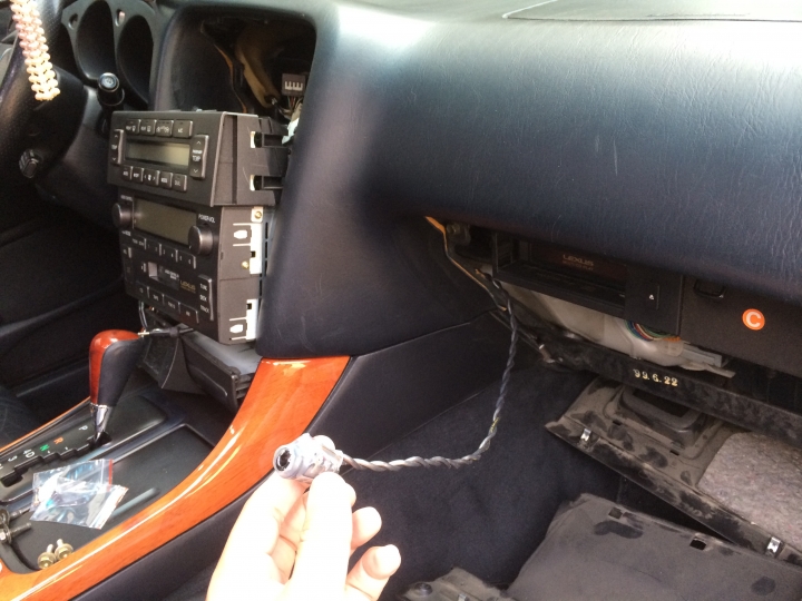 [分享] 老車不死！1999年LEXUS GS300原廠主機增加AirPlay/Line In功能！ （NEXUM TuneBox/LINKA）