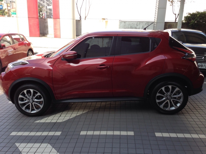 NISSAN JUKE 2015年式 簡單開箱