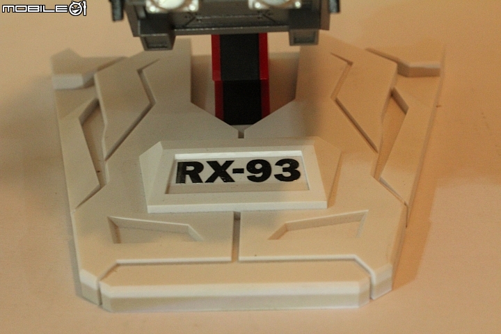 [分享]Magic Toys 1/35 RX-93 Nu鋼彈頭像