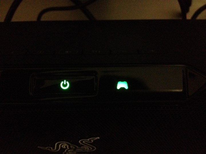 [開箱] 燒燙燙 RAZER Leviathan 利維坦 5.1 SOUND BAR 電競喇叭不專業開箱!!