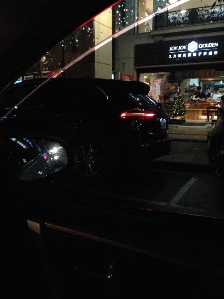 台中野生捕捉小改款Cayenne