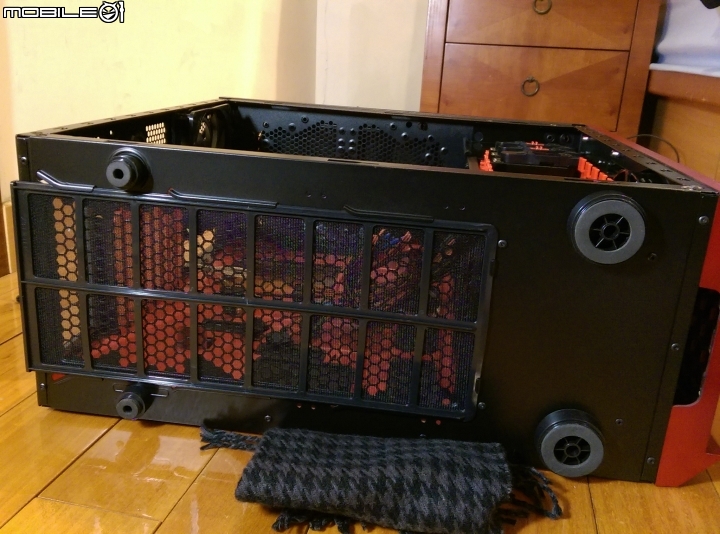 鋼鐵人配色 Aerocool Xpredator X3 Avenger iron man 首發開箱!