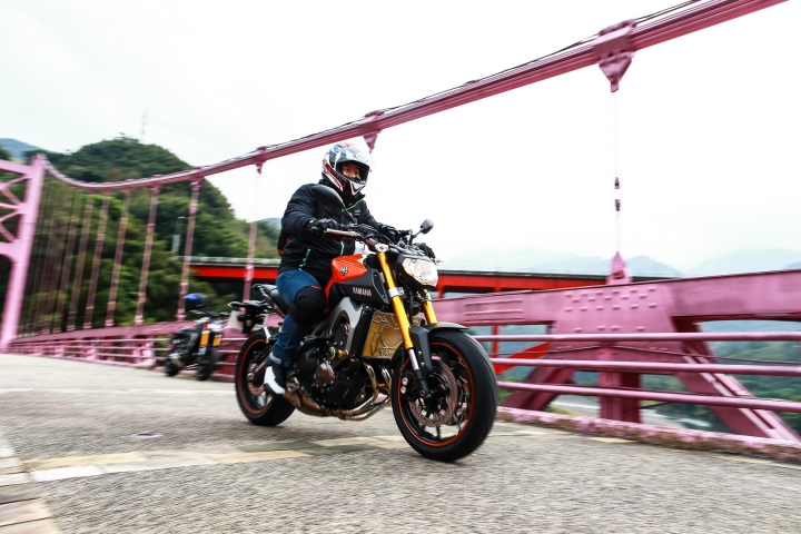 YAMAHA MT09
