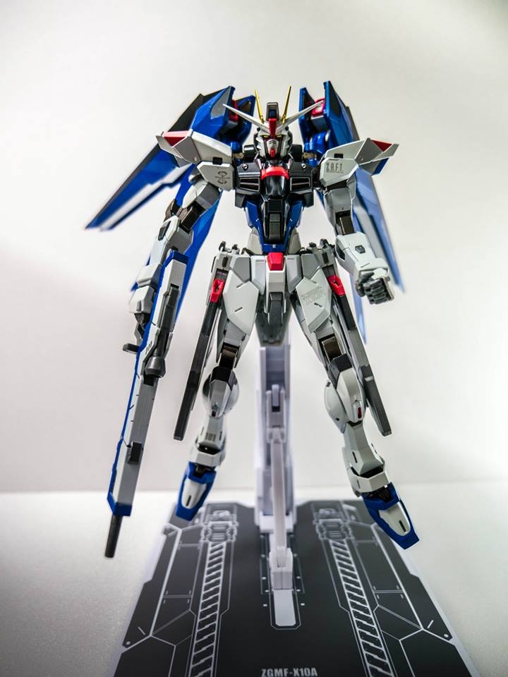 METAL BUILD  自由鋼彈(在版)