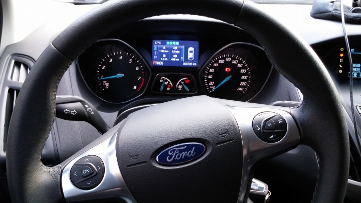 ford [好友默契出遊去]focus1.6 5d 24小時體驗。淡水一日遊