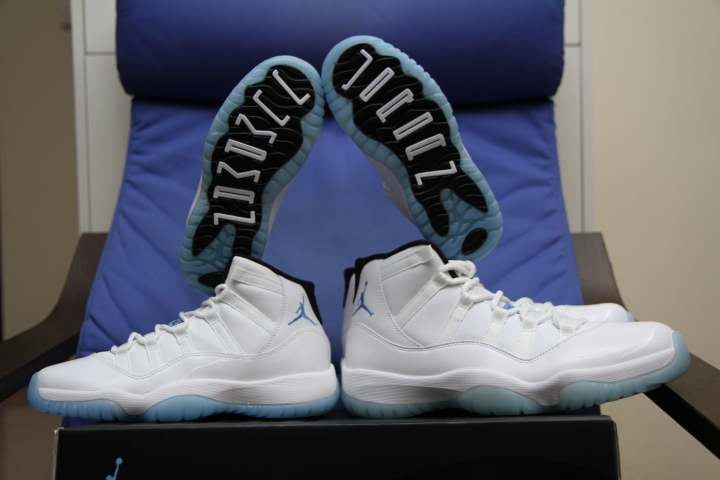 ［開箱］Air Jordan XI - Legend Blue