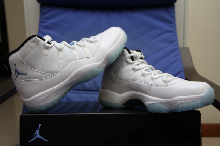［開箱］Air Jordan XI - Legend Blue