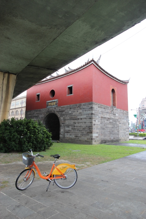 騎 U-Bike 輕 鬆 遊 台 北 大 稻 埕 ( 大 同 區 )