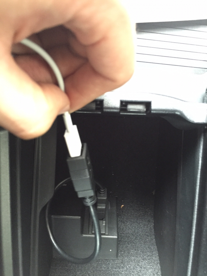 請問iphone6與commend系統連接