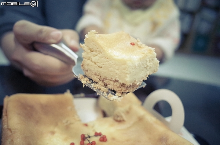 [開箱]~Cheese Cake 1~乳酪蛋糕中的愛馬仕，有點誇張的藍莓乳酪蛋糕--12/8 追加開箱~經典1583