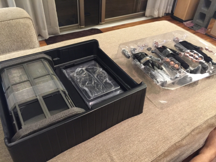 Hottoys batman 武器庫大全套