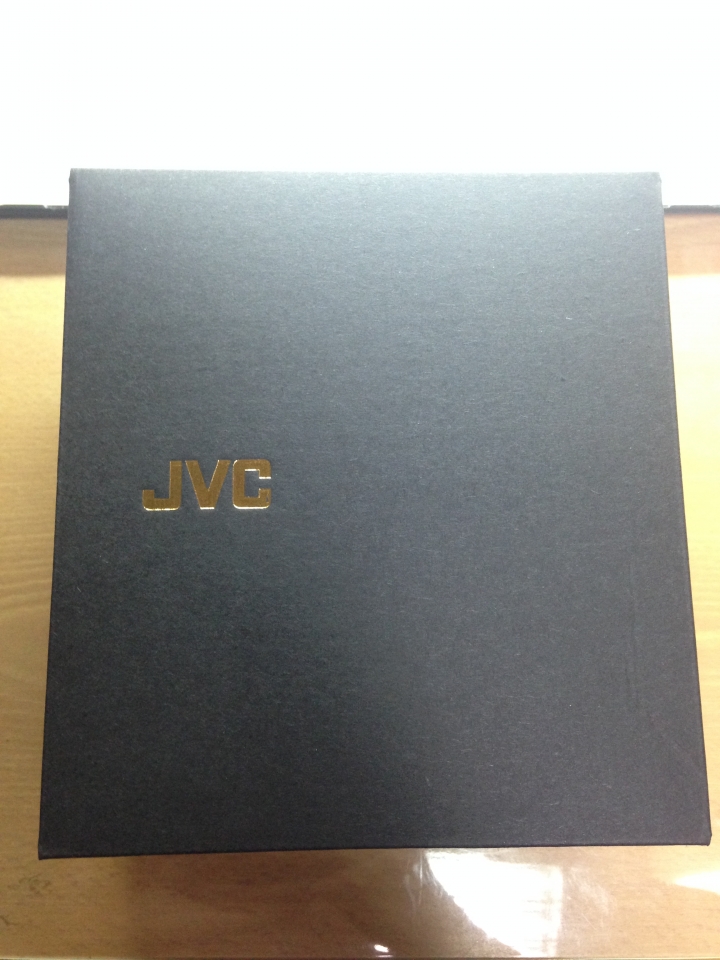 [開箱]不精彩好物開箱～ JVC HA FX-850 耳道式耳機 （圖多文少慎入）