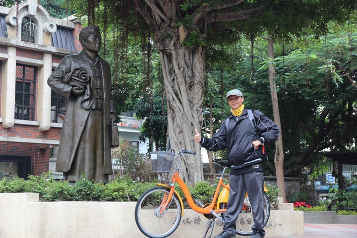 騎 U-Bike 輕 鬆 遊 台 北 大 稻 埕 ( 大 同 區 )
