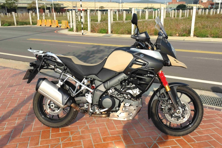 [分享]2014 SUZUKI V-STROM 1000